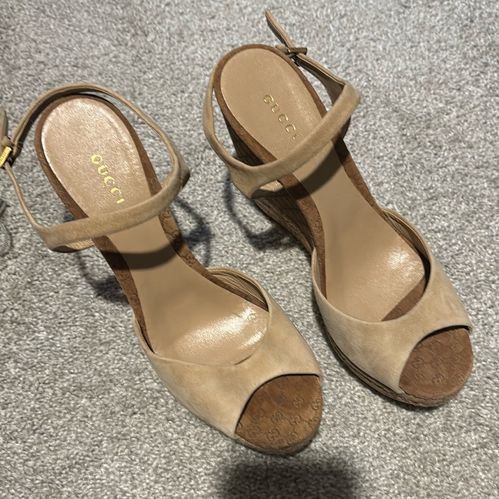 Gucci wedges